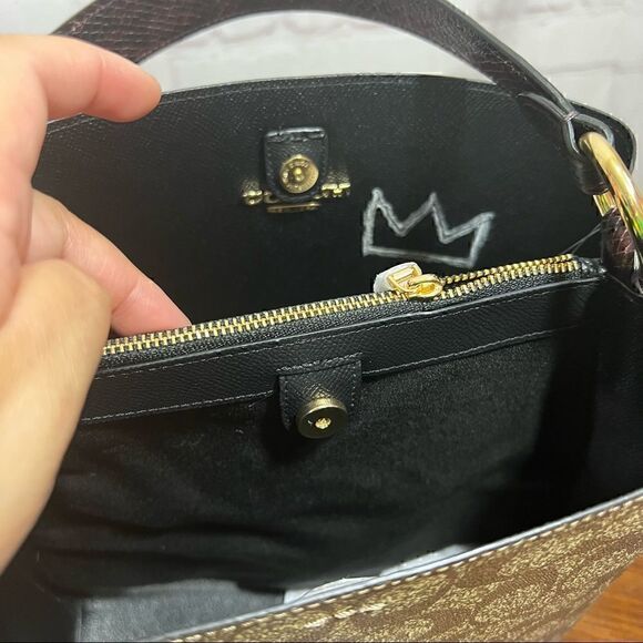 COACH X MICHEL JEAN BASQUIAT Pez Dispenser limited edition town bucket bag nwt - Picture 12 of 16